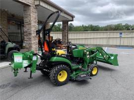 2022 JOHN DEERE 1025R