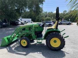 2022 JOHN DEERE 3033R