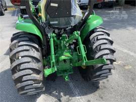 2022 JOHN DEERE 3033R