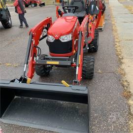 MASSEY FERGUSON GC1725M