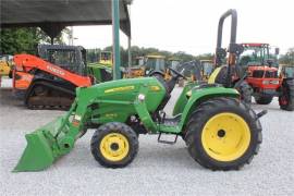 2016 JOHN DEERE 3038E