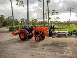 2022 KUBOTA LX2610HSD