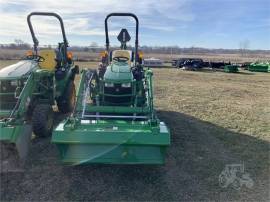 2023 JOHN DEERE 2025R