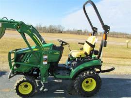 2021 JOHN DEERE 1025R