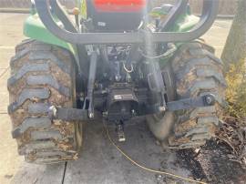 2008 JOHN DEERE 3320