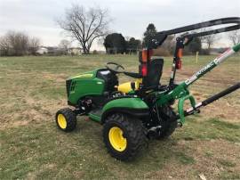 2018 JOHN DEERE 1025R