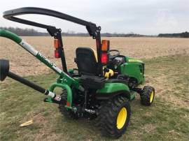 2018 JOHN DEERE 1025R