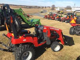 2021 MASSEY FERGUSON GC1725M