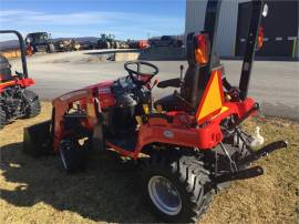 2021 MASSEY FERGUSON GC1725M