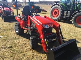 2021 MASSEY FERGUSON GC1725M