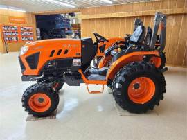 2022 KUBOTA LX2610HSD