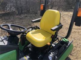 2019 JOHN DEERE 1025R