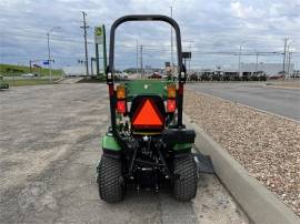 2018 JOHN DEERE 1025R