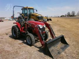 2015 MASSEY FERGUSON 1734E