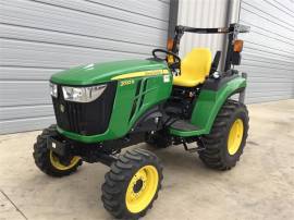 2020 JOHN DEERE 2032R