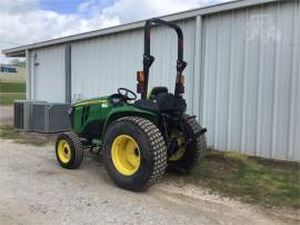 2019 JOHN DEERE 3032E