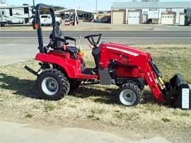 2021 MASSEY FERGUSON GC1725M