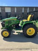 2018 JOHN DEERE 3033R