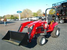 2022 MASSEY FERGUSON GC1723E