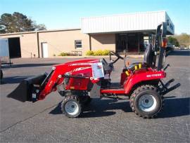 2022 MASSEY FERGUSON GC1723E