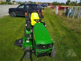 2015 JOHN DEERE 1025R