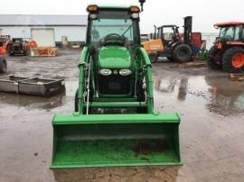 2010 JOHN DEERE 3320