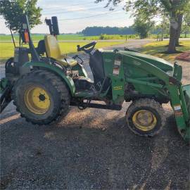 2012 JOHN DEERE 2720