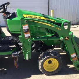 2018 JOHN DEERE 1025R