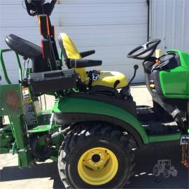 2018 JOHN DEERE 1025R