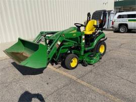 2015 JOHN DEERE 1025R