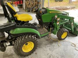 2016 JOHN DEERE 1025R