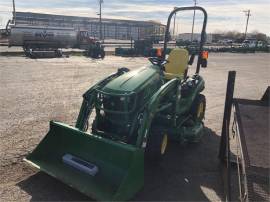 2017 JOHN DEERE 1025R