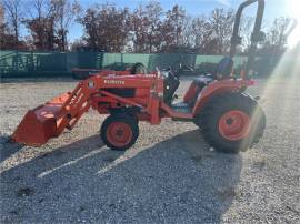 2004 KUBOTA B7800HSD