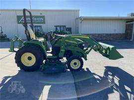 2012 JOHN DEERE 3320