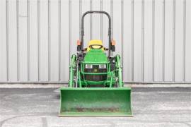 2016 JOHN DEERE 1025R