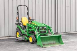 2016 JOHN DEERE 1025R