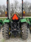 2022 JOHN DEERE 2032R