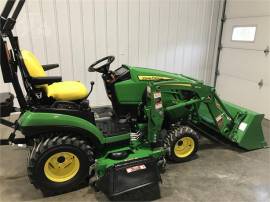 2018 JOHN DEERE 1025R