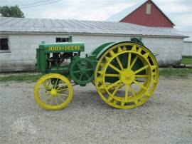 JOHN DEERE D