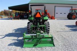 2017 JOHN DEERE 2032R