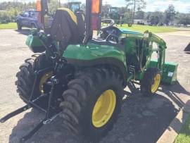 2022 JOHN DEERE 2032R