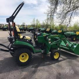 2022 JOHN DEERE 1025R