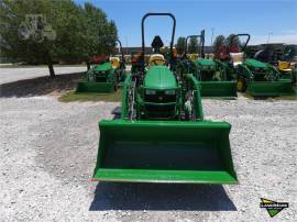 2018 JOHN DEERE 1025R