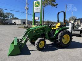 2023 JOHN DEERE 4044R