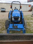 2012 NEW HOLLAND BOOMER 3045