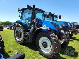 2022 NEW HOLLAND T6.145