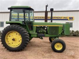 1975 JOHN DEERE 4430