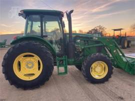 2018 JOHN DEERE 6120E