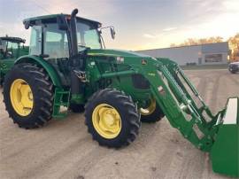 2018 JOHN DEERE 6120E