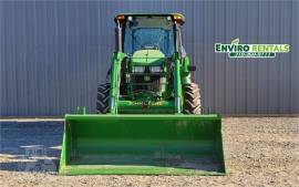 2017 JOHN DEERE 5100E